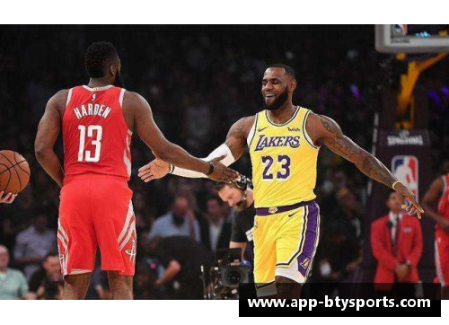 NBA球星保罗：领航湖人新赛季的关键掌控者